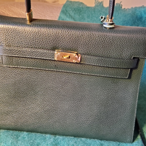 Authentic black leather handbag - Picture 4 of 6